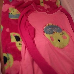 Long sleeve shirt and matching pants